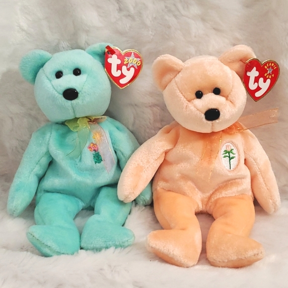 TY 2 Beanie Babies Bears  green ARIEL 2000 peach DEAREST 2000 NWT collectors - Picture 1 of 11